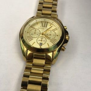 Gold MK watch 6/10
